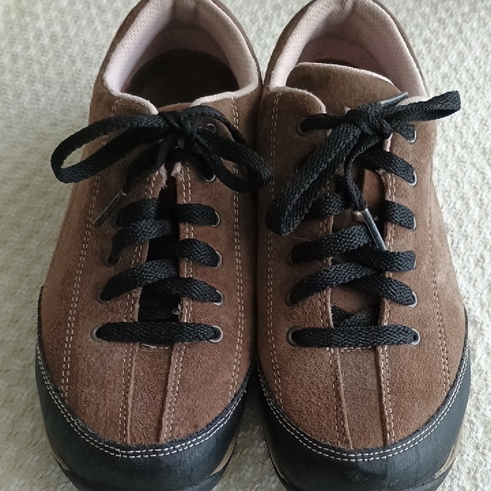 L.L. Bean Brown Hiking Shoes Like New